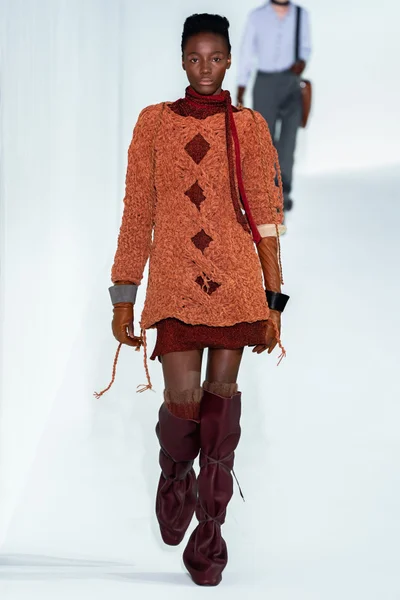 Look 13